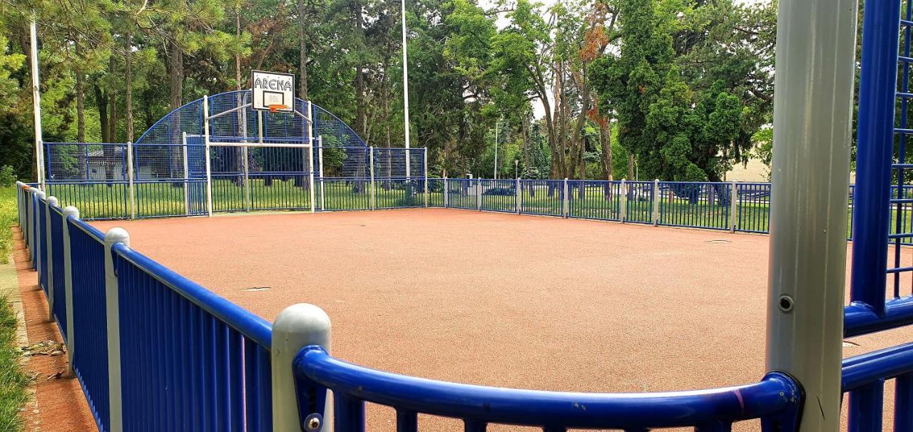Between Parks - King Bed - Central - Football Field Bukarest Exterior foto